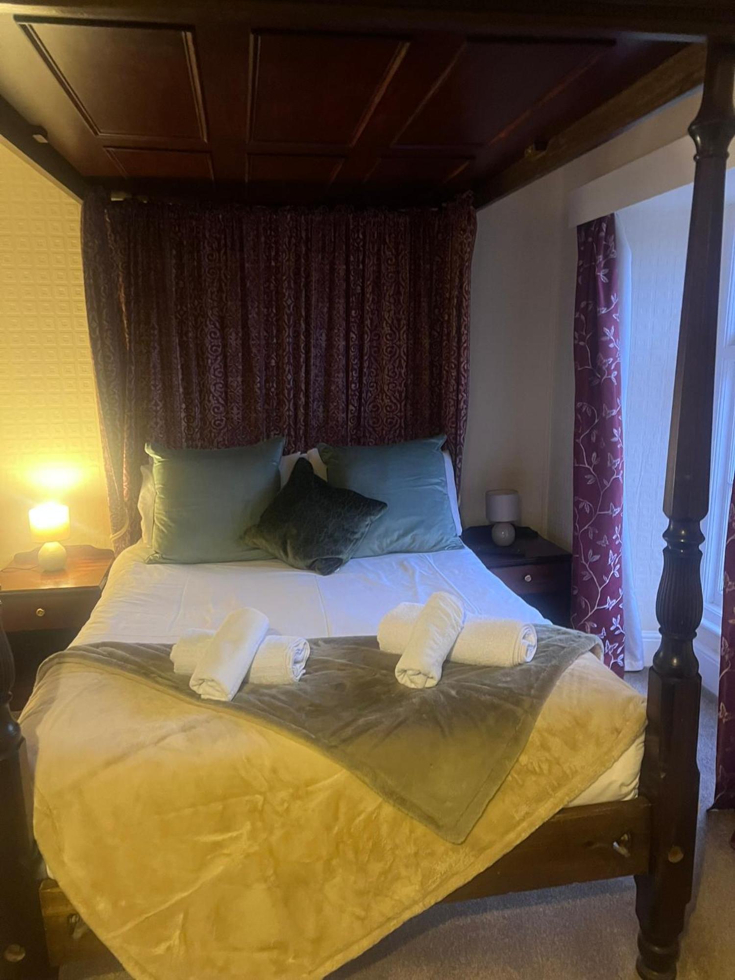 The Crown Hotel Lynton Eksteriør bilde