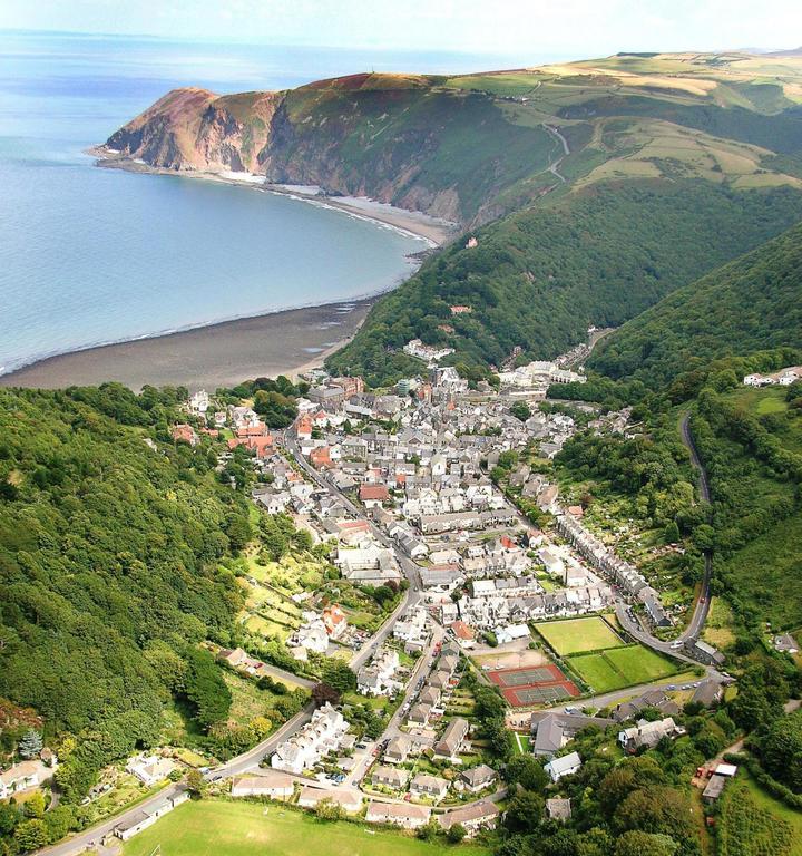 The Crown Hotel Lynton Eksteriør bilde